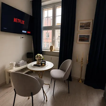 Cloud 9 Ogarna King Size Bed-old Town View Apartment Gdansk