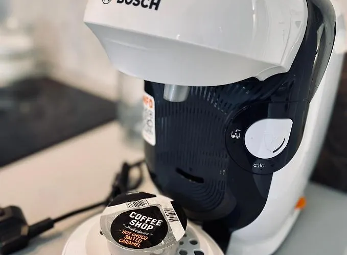 Cloud 9 King Size Bed-old Town View