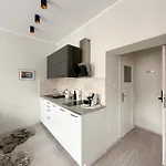 Cloud 9 King Size Bed-old Town View *