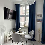 Daire Cloud 9 King Size Bed-old Town View