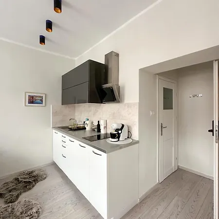 Cloud 9 King Size Bed-old Town View *